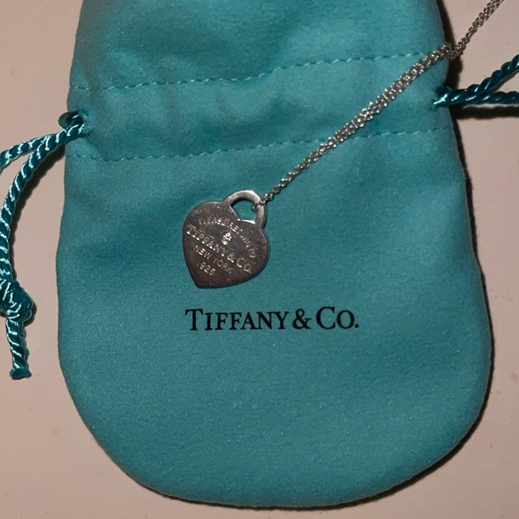 Tiffany heart necklace with diamond
